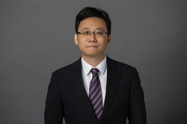 Dr. Han Yu