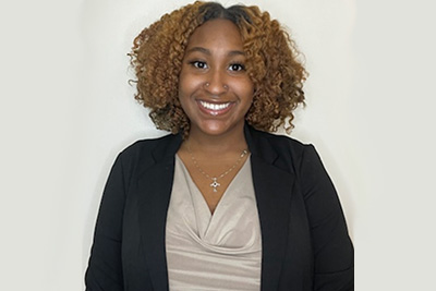 headshot photo of Aniya Bonds