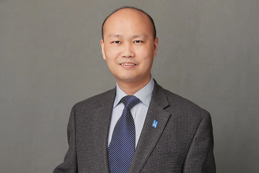 Chunrong Jia
